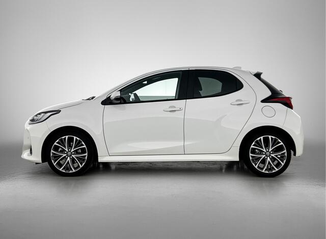 Toyota YARIS 1.5 Hybrid 130 Executive | BTW voertuig | Stoel+stuurverwarming | dodehoek detectie | Parkeersensoren voor+achter | Cruise Control Adaptive | Climate Control | Apple CarPlay/Android Auto |