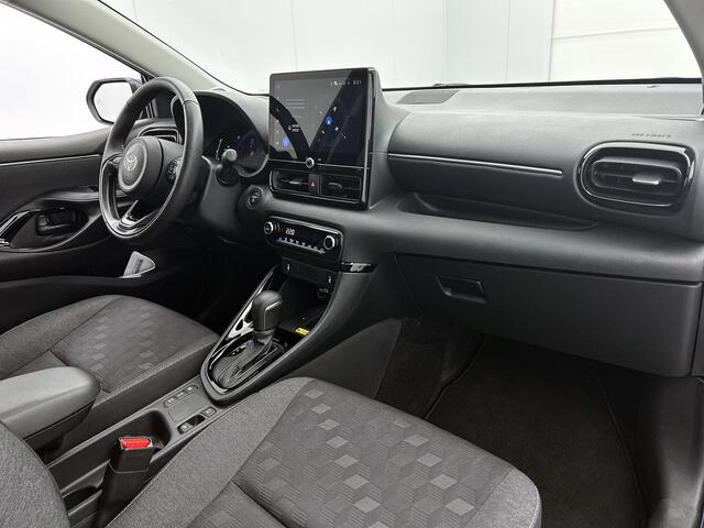 Toyota YARIS 1.5 Hybrid 115 Dynamic Comfort Pack | BTW Voertuig | Dodehoek detectie | Parkeersensoren voor+achter | Stoel+stuurverwarming | Cruise Control Adaptive | Apple CarPlay/Android Auto |