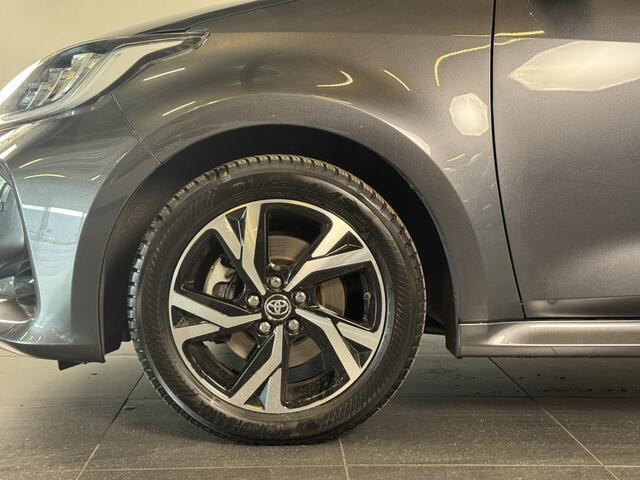 Toyota YARIS 1.5 Hybrid 115 Dynamic | Comfort Pack | BSM | Parkeersensoren | Stoel/Stuurverwarming |