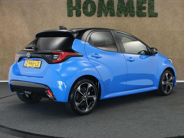 Toyota YARIS 1.5 Hybrid 130 Launch Edition - ORIGINEEL NEDERLANDSE AUTO - AFKOMSTIG VAN 1E EIGENAAR - DEELS LEDEREN BEKLEDING - PARKEERSENSOREN VOOR/ ACHTER - NAVIGATIE - HEAD UP DISPLAY - STUUR EN STOELVERWARMING - 17 INCH LICHT METALEN VELGEN - JBL AUDIO - DODEHOEK 