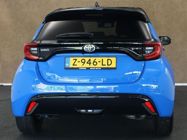 Toyota YARIS 1.5 Hybrid 130 Launch Edition - ORIGINEEL NEDERLANDSE AUTO - AFKOMSTIG VAN 1E EIGENAAR - DEELS LEDEREN BEKLEDING - PARKEERSENSOREN VOOR/ ACHTER - NAVIGATIE - HEAD UP DISPLAY - STUUR EN STOELVERWARMING - 17 INCH LICHT METALEN VELGEN - JBL AUDIO - DODEHOEK 