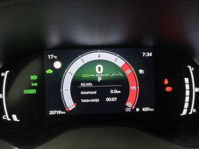Toyota YARIS Cross 1.5 Hybrid 115 Dynamic | Parkeersensoren V+A | Stuur-Stoelverwarming | Onderweg-naar-dealer