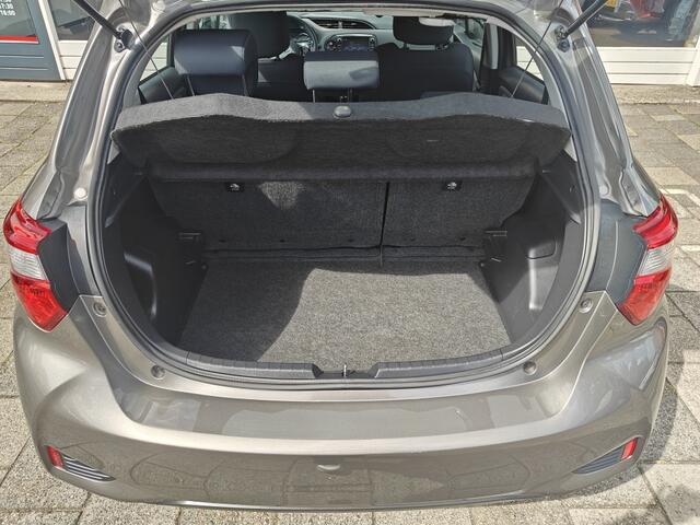 Toyota YARIS 1.5 Hyb. Active