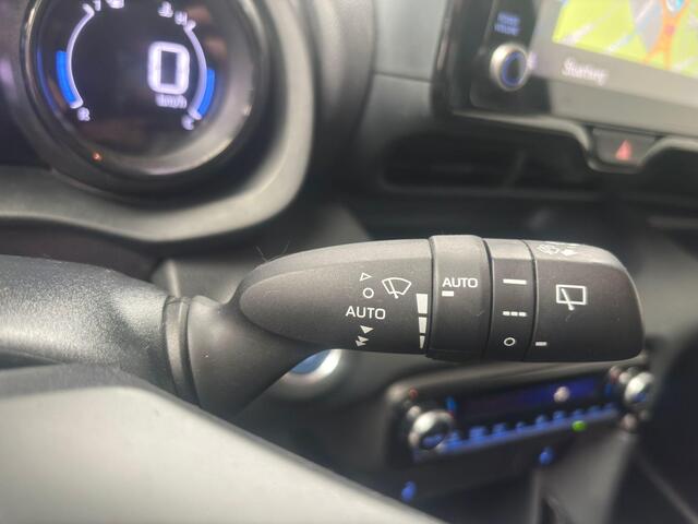 Toyota YARIS 1.5 Hybrid Launch Edition