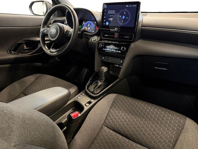 Toyota YARIS Cross 1.5 Hybrid 115 Dynamic I Stuur en Stoelverwaming I Camera I Adptive Cruise