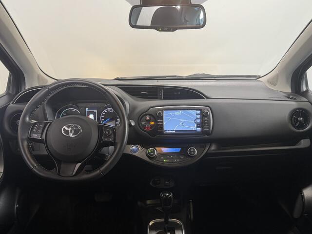Toyota YARIS 1.5 Hybrid Dynamic Limited LM-velgen | Toyota Safety Sense | Achteruitrijcamera |
