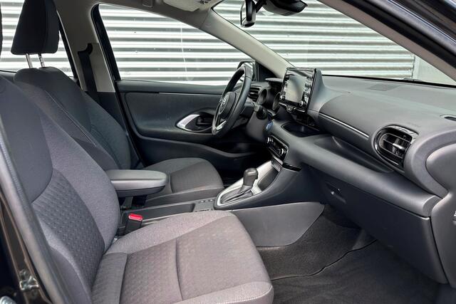 Toyota YARIS 1.5 Hybrid Dynamic Carplay / Camera / Stoelverw.