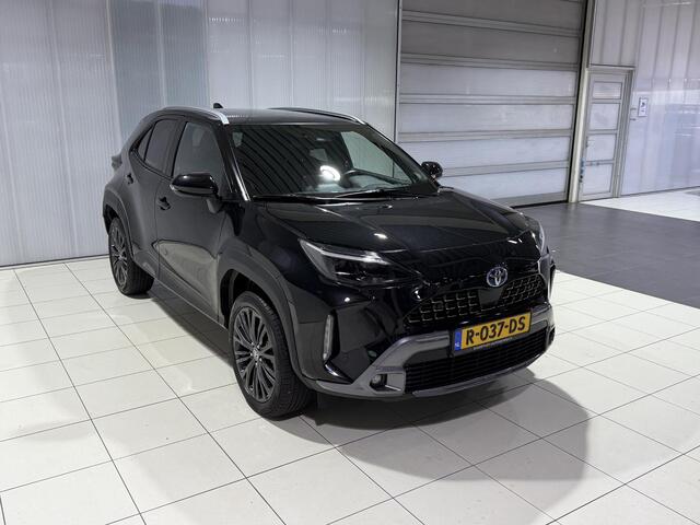 Toyota YARIS Cross 1.5 Hybrid Adventure | Trekhaak | Volledig leer | HUD | Panoramadak | Dealer onderhouden