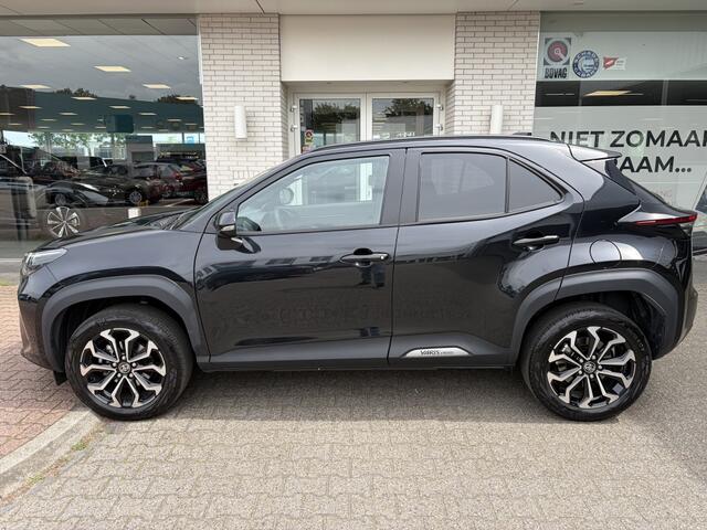 Toyota YARIS Cross 1.5 Hybrid 115 Dynamic | Sensoren v/a | Stuur + Stoelverwarming
