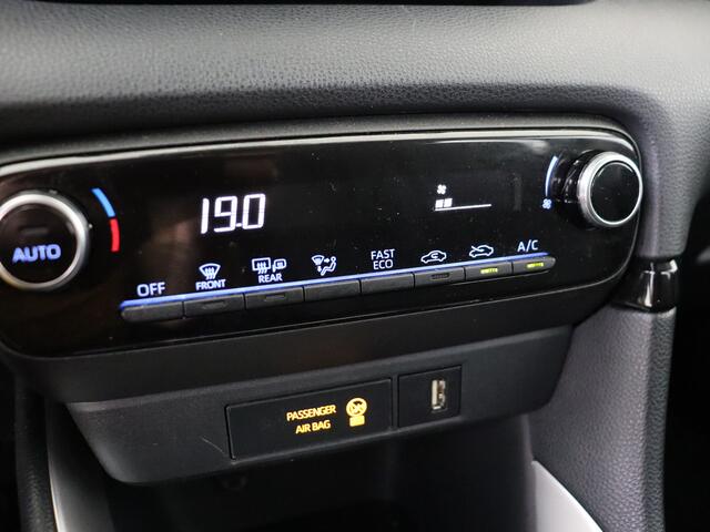 Toyota YARIS 1.5 Hybrid Active | Dealer onderhouden | Apple CarPlay/Android Auto | Cruise control Adaptive | Climate Control | Achteruitrijcamera |