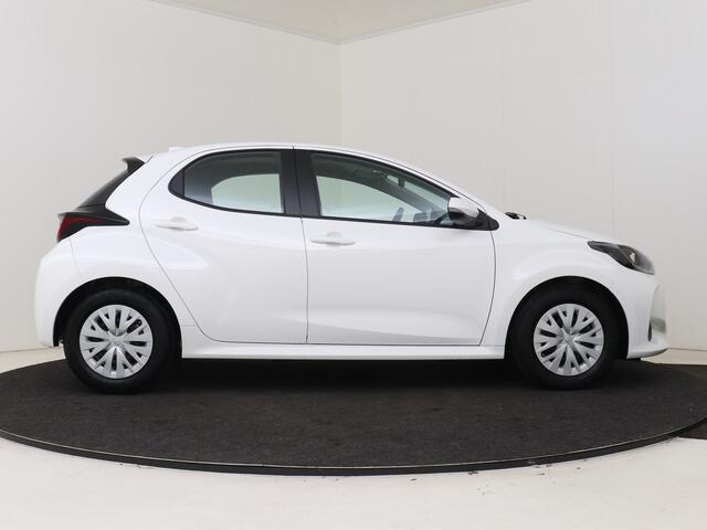 Toyota YARIS 1.5 Hybrid Active | Dealer onderhouden | Apple CarPlay/Android Auto | Cruise control Adaptive | Climate Control | Achteruitrijcamera |