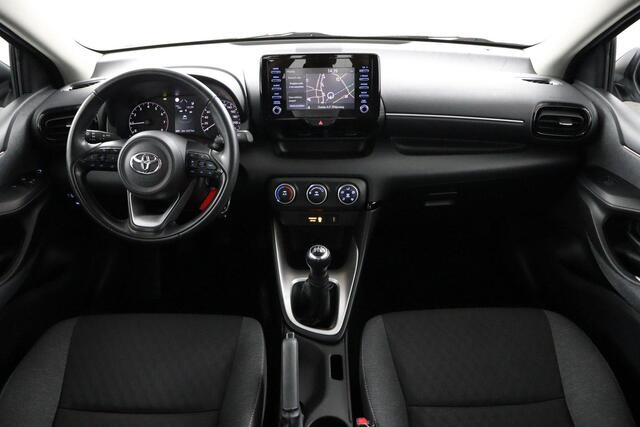 Toyota YARIS 1.0 VVT-i Active | Navigatie | Trekhaak | Airco | Apple Carplay/Android Auto |