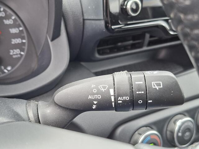 Toyota YARIS 1.0 VVT-i Active NAVI | CRUISE | CAMERA | NL-auto | rijklaarprijs !!