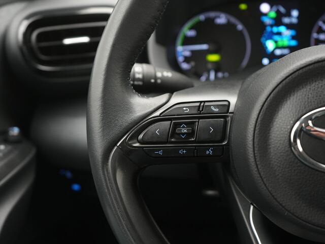 Toyota YARIS 1.5 Hybrid Active | Parkeersensoren V+A | Dealer Onderhouden | Onderweg-naar-dealer