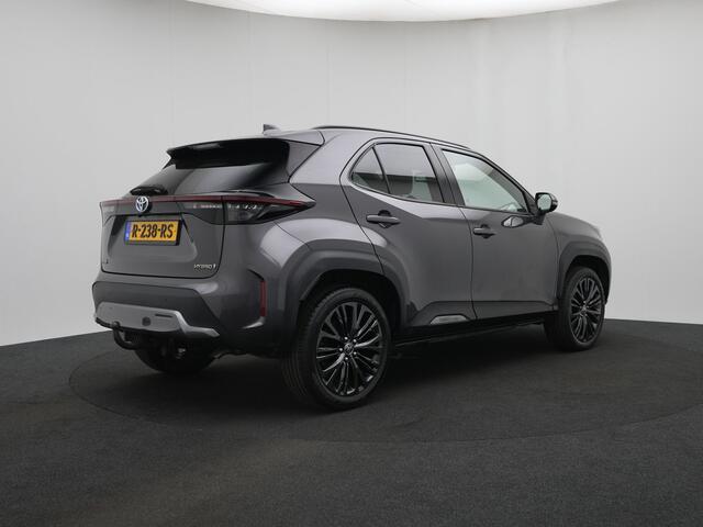 Toyota YARIS Cross 1.5 Hybrid Adventure | Voorruit-Stuur-Stoelverwarming | Parkeersensoren V+A | Onderweg-naar-dealer