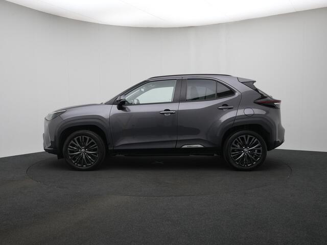 Toyota YARIS Cross 1.5 Hybrid Adventure | Voorruit-Stuur-Stoelverwarming | Parkeersensoren V+A | Onderweg-naar-dealer