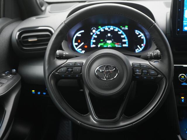 Toyota YARIS Cross 1.5 Hybrid Adventure | Voorruit-Stuur-Stoelverwarming | Parkeersensoren V+A | Onderweg-naar-dealer