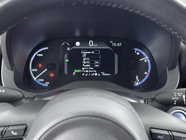 Toyota YARIS Cross 1.5 Hybrid Dynamic Plus | Voorruit-Stuur-Stoelverwarming | Blindspot | Onderweg-naar-dealer