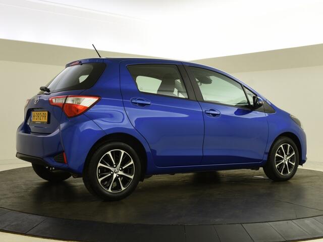 Toyota YARIS 1.0 VVT-i Connect | Zeer lage km-stand |