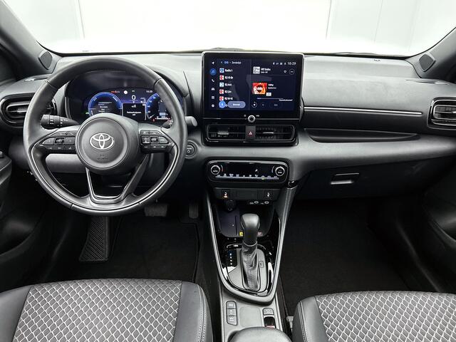 Toyota YARIS 1.5 Hybrid 130 Executive | Parkeersensoren V+A | Stuur-Stoelverwarming |