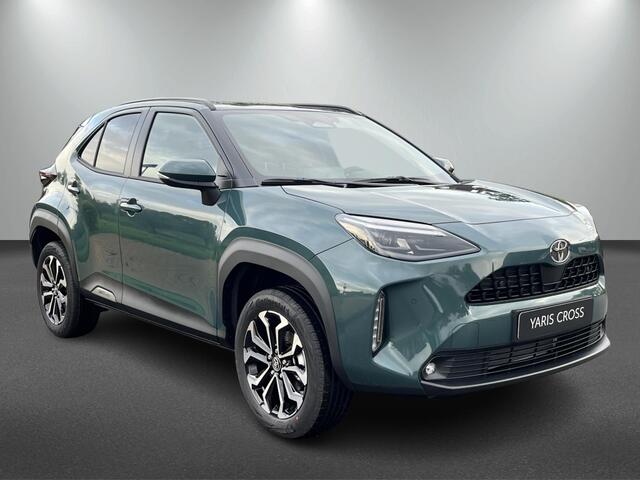 Toyota YARIS Cross 1.5 Hybride 130 pk Black Edition, Safety + Winter pakket.
