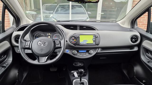 Toyota YARIS 1.5 Hybrid Dynamic, Lane Assist, Navi, NL Auto