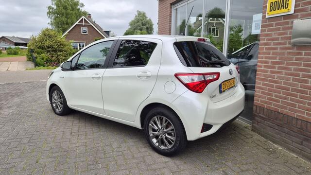 Toyota YARIS 1.5 Hybrid Dynamic, Lane Assist, Navi, NL Auto