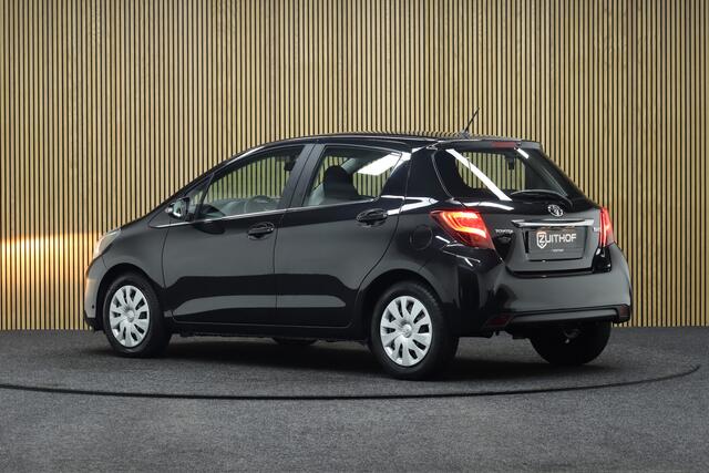 Toyota YARIS 1.0 VVT-i Comfort | Camera | Airco | All-season Banden