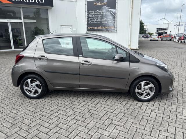 Toyota YARIS 1.5 Hybrid Edition-S Camera Navi Bluetooth