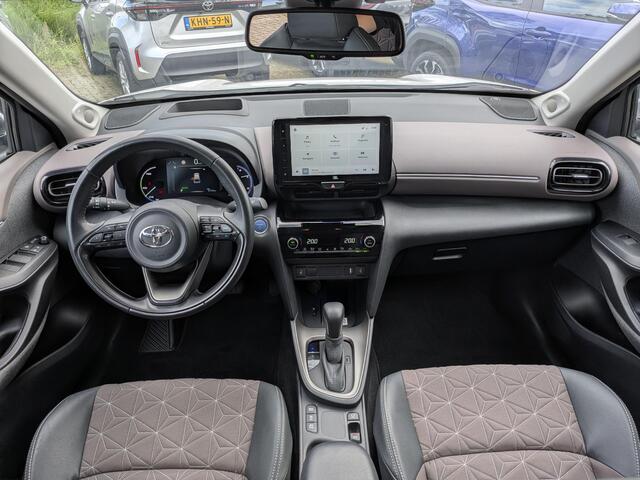 Toyota YARIS Cross 1.5 Hybrid Executive | JBL | HUD | Stoelverw. | Dodehoek | PDC V+A | Keyless | Half-Leer