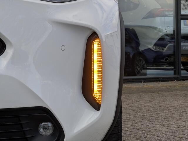Toyota YARIS Cross 1.5 Hybrid Executive | JBL | HUD | Stoelverw. | Dodehoek | PDC V+A | Keyless | Half-Leer
