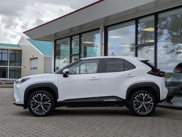 Toyota YARIS Cross 1.5 Hybrid Executive | JBL | HUD | Stoelverw. | Dodehoek | PDC V+A | Keyless | Half-Leer