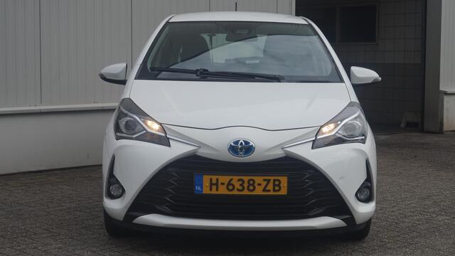 Toyota YARIS 1.5 Hybrid Design Sport