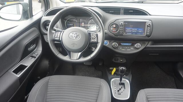 Toyota YARIS 1.5 Hybrid Design Sport