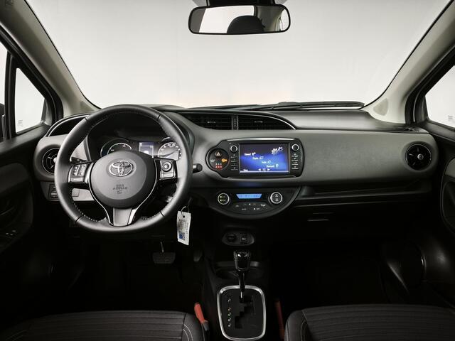 Toyota YARIS 1.5 Hybrid Active | 46.425 km | Automaat | Camera