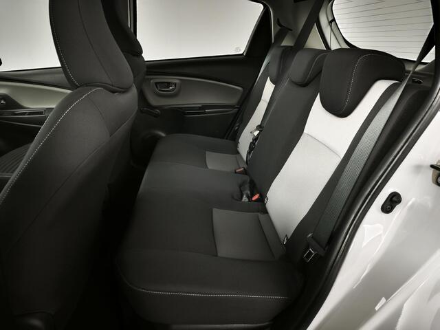 Toyota YARIS 1.5 Hybrid Active | 46.425 km | Automaat | Camera