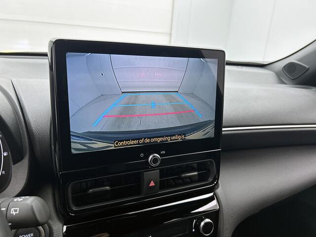Toyota YARIS Cross 1.5 Hybrid 115 First Edition | BTW voertuig | Apple CarPlay/Android Auto | Cruise control Adaptive | Climate Control | Achteruitrijcamera |