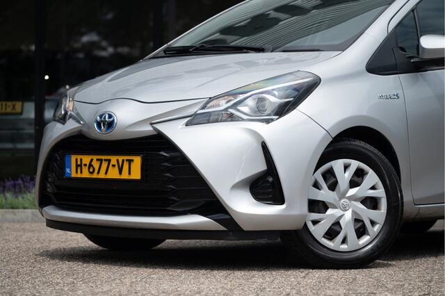 Toyota YARIS 1.5 Hybrid Active | Org. NL | Camera | Clima | Cruise | Bluetooth