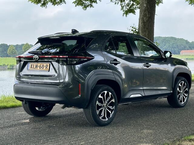 Toyota YARIS Cross 1.5 Hybrid 115 Dynamic | Rijklaarprijs! | Automaat | Carplay | Stoel en stuurverwarming | LED | ACC | Keyless | Camera