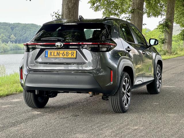 Toyota YARIS Cross 1.5 Hybrid 115 Dynamic | Rijklaarprijs! | Automaat | Carplay | Stoel en stuurverwarming | LED | ACC | Keyless | Camera