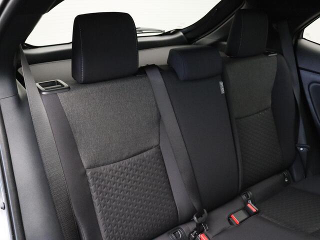 Toyota YARIS Cross 1.5 Hybrid 130 Dynamic | Stoelverwarming | Stuurwielverwarming | Apple Carplay & Android Auto | 10 jaar garantie |