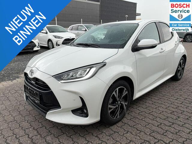 Toyota YARIS 1.5 Hybrid 115 Business Plus