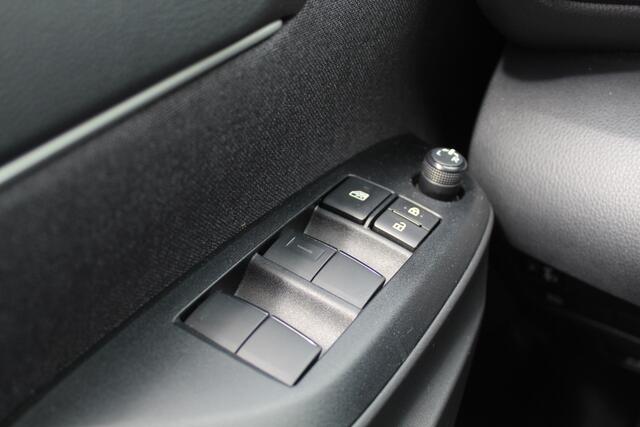 Toyota YARIS Cross 1.5 VVT-I Active | Rijklaar | Apple/Android | Camera | Adap.cruise | Airco | LM-velgen | Dealer onderhouden
