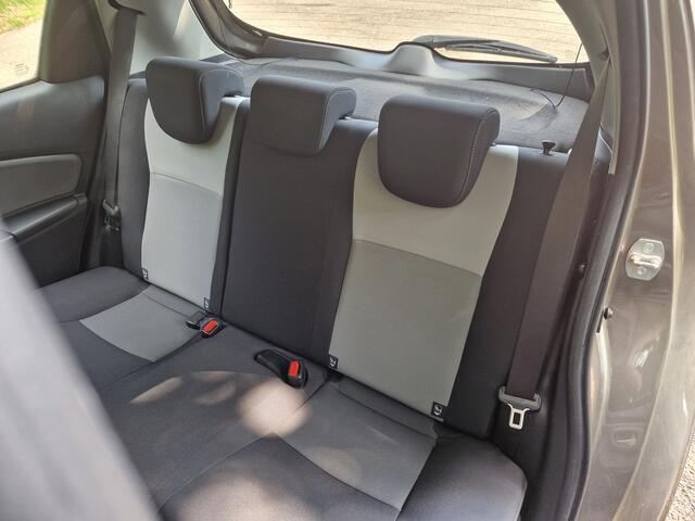 Toyota YARIS 1.0 VVT-i, 5 drs, 1 eig., 2019, 72989km