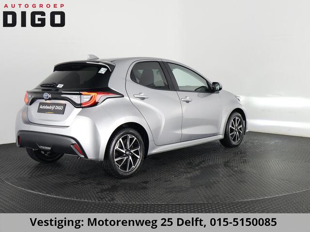 Toyota YARIS 1.5 HYBRID DYNAMIC SILVERLINE GARANTIE TOT 9-2031 CARPLAY NAVIGATIE .CAMERA. ADAPTIEVE CRUISE CONTROL . APPLE CARPLAY & ANDRIOD AUTO .