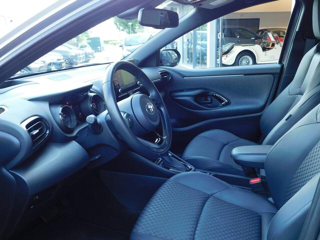 Toyota YARIS 1.5 Hybrid Executive Bi-Tone | Trekhaak