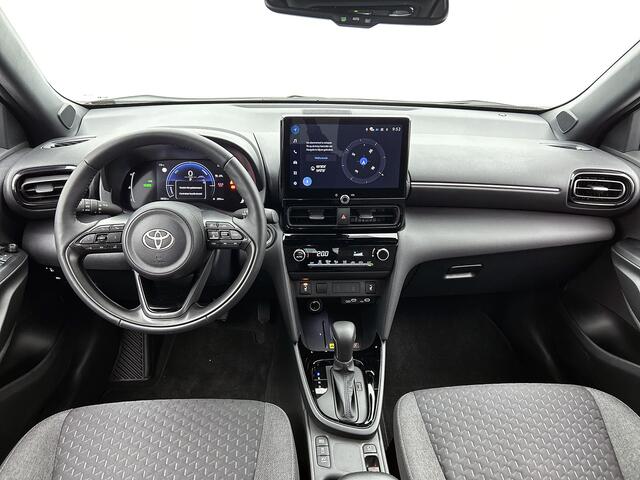 Toyota YARIS Cross 1.5 Hybrid 130 Dynamic Comfort Pack | BTW voertuig | Dodehoek detectie | Stoel+stuurverwarming | Parkeersensoren voor+achter | Apple CarPlay/Android auto | Climate control | Achteruitrijcamera |