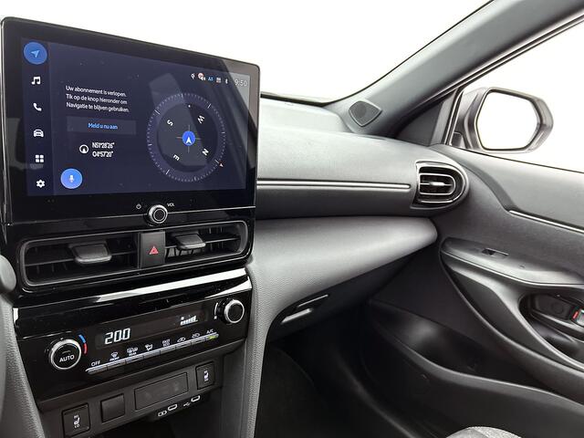Toyota YARIS Cross 1.5 Hybrid 130 Dynamic Comfort Pack | BTW voertuig | Dodehoek detectie | Stoel+stuurverwarming | Parkeersensoren voor+achter | Apple CarPlay/Android auto | Climate control | Achteruitrijcamera |
