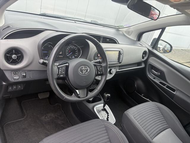 Toyota YARIS 1.5 Hybrid Design NL Auto Dealer Onderhouden Navi Clima Cruise Carplay