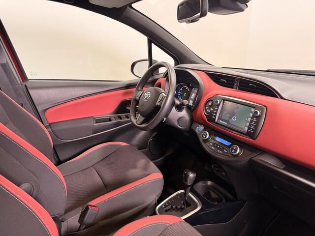 Toyota YARIS 1.5 Hybrid Bi-Tone | Panoramadak | Stoelverwarming |